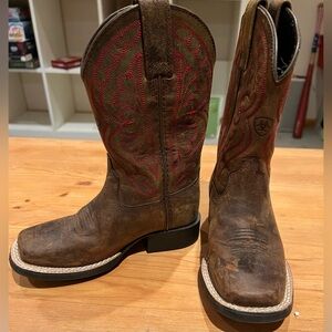 Little boys brown cowboy boots